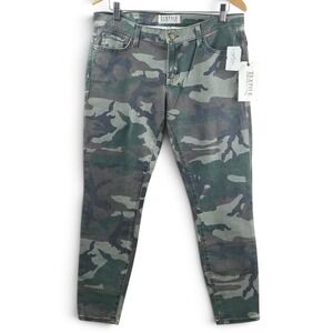 Textile‎ Elizabeth and James Camo Jeans Women 30 Green NWT Skinny Stretch
